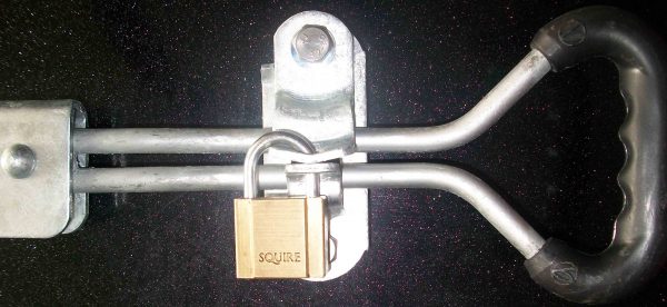 Security image of bloxwich door gear handle padlocked 